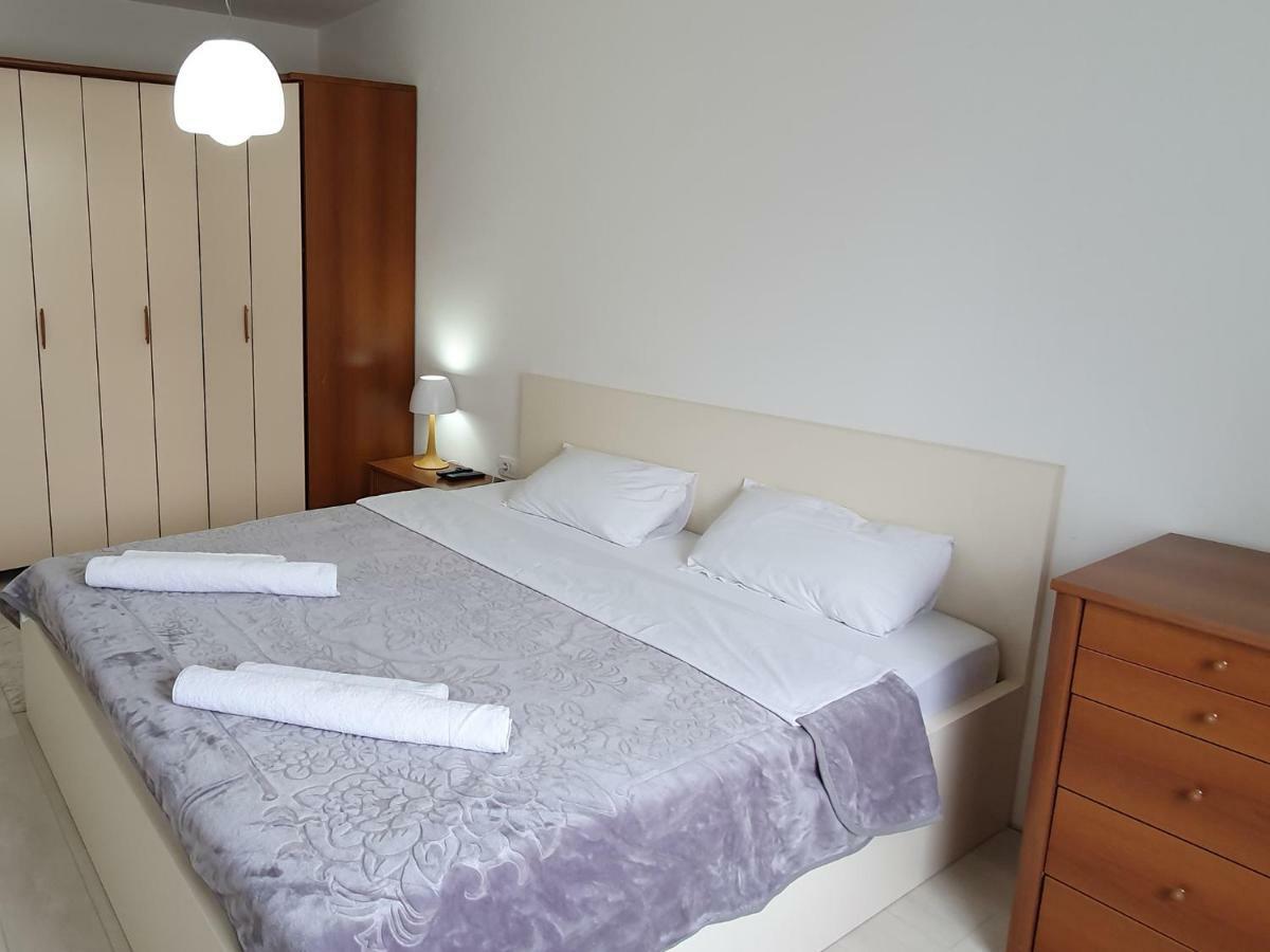 City Center Apartment Скопье Экстерьер фото