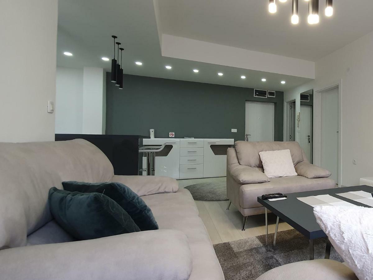 City Center Apartment Скопье Экстерьер фото